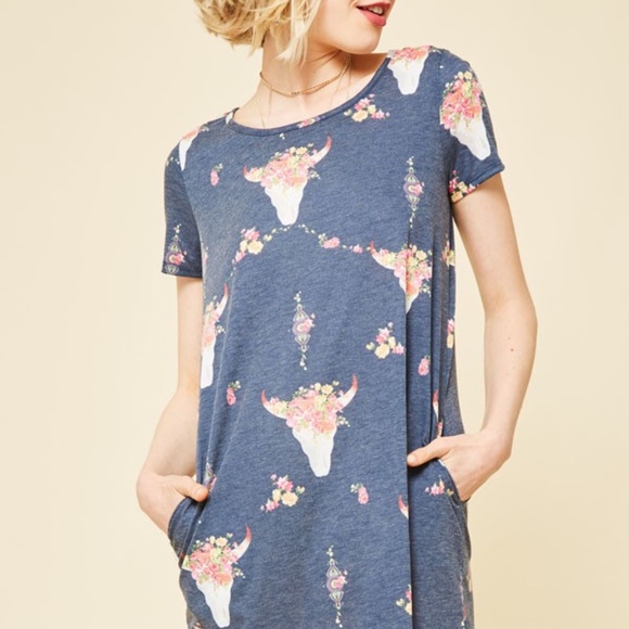 SOLD OUT💫Boho bull floral pocket tee shirt dress - Picture 8 of 8